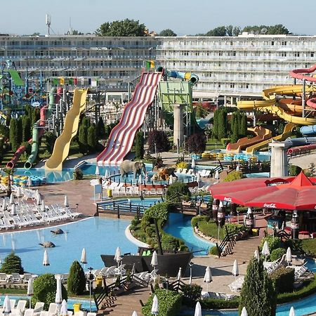 Aqua Nevis Hotel & Aqua Park Сонячний Берег Екстер'єр фото