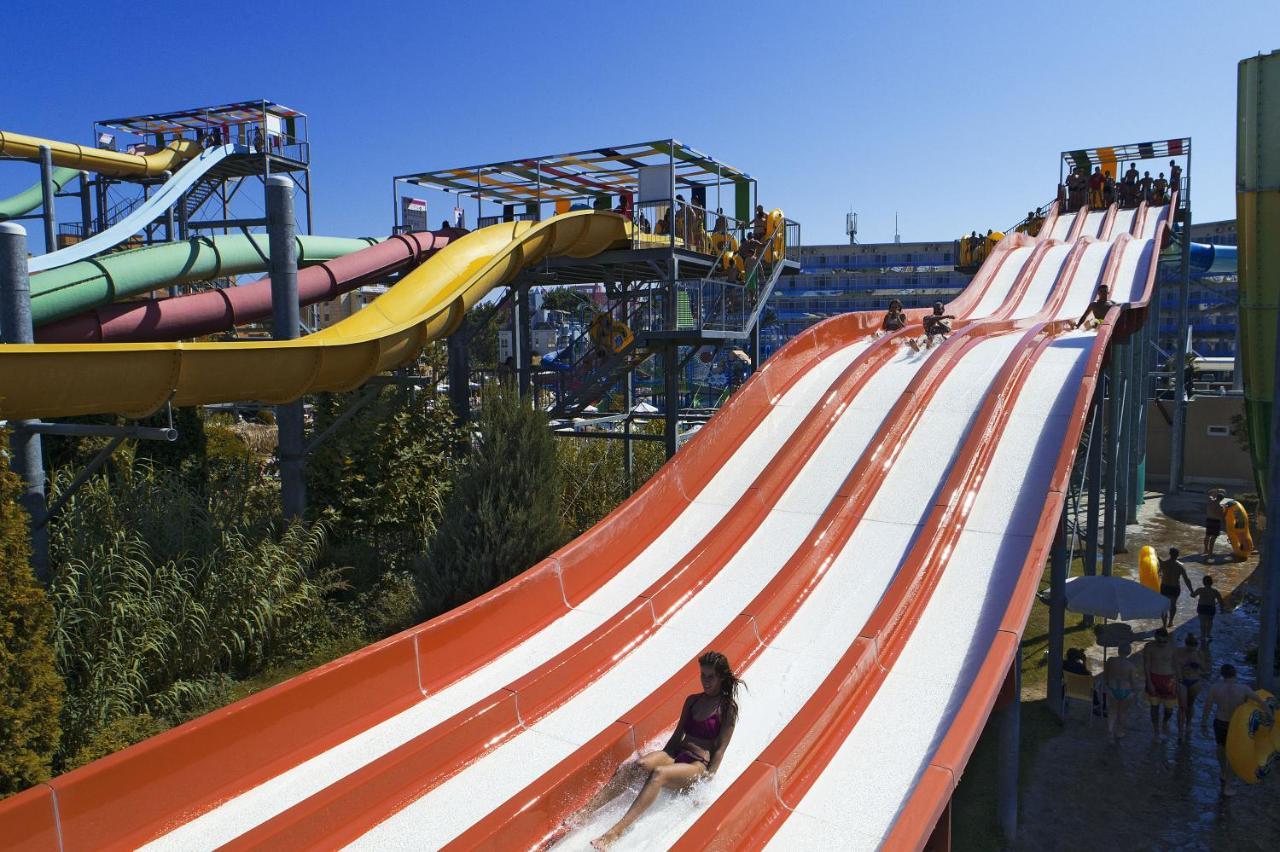 Aqua Nevis Hotel & Aqua Park Сонячний Берег Екстер'єр фото
