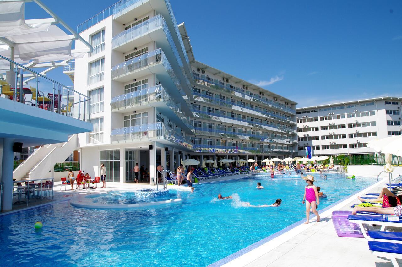 Aqua Nevis Hotel & Aqua Park Сонячний Берег Екстер'єр фото