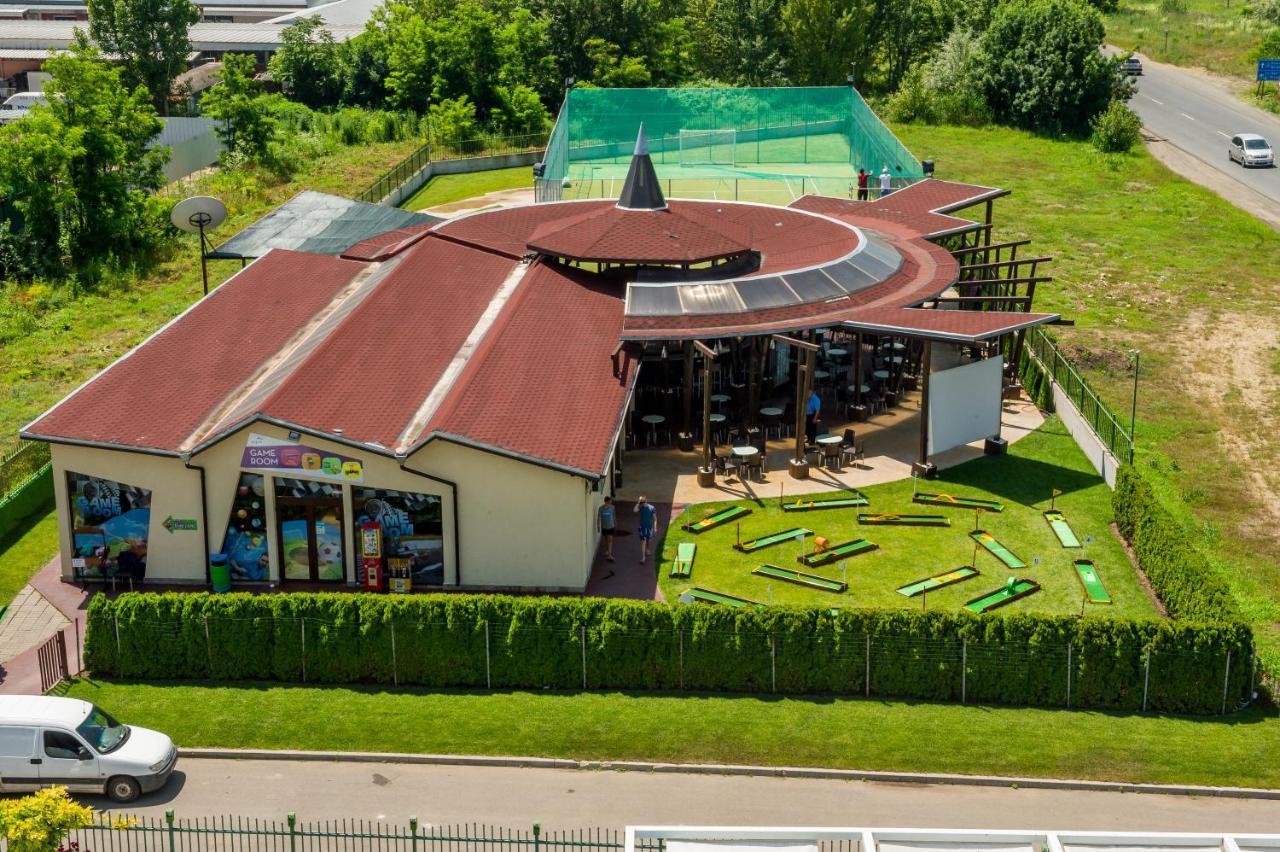Aqua Nevis Hotel & Aqua Park Сонячний Берег Екстер'єр фото